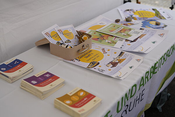 Die KA°-Kampagne hatte viel anschauliches und informatives Material dabei.