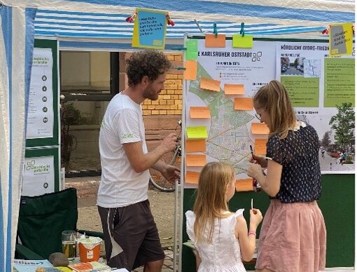 Foto von Info-Stand Kiezblocks Karlsruhe