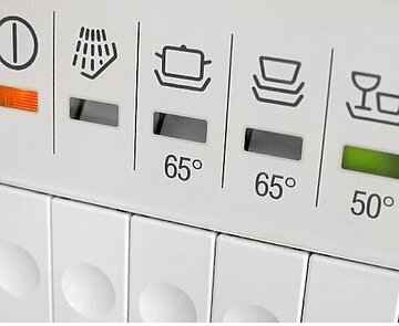 Foto von Spuelmaschinenanzeige