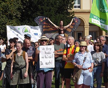 Straßenszene einer Demonstration für Klimaschutz